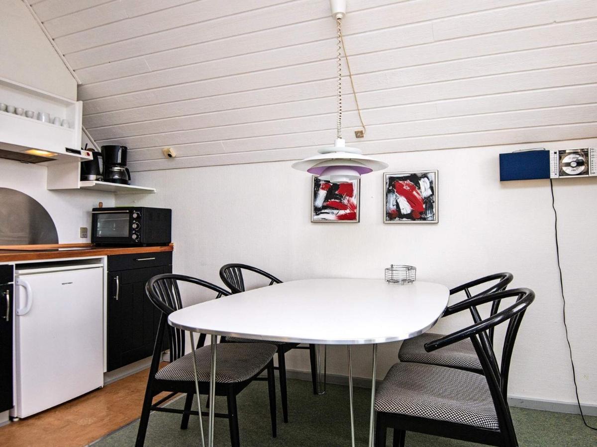 4 Person Holiday Home In R M Sønderby Exteriér fotografie